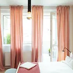 Amazing View - Location - Universitate Apartmán