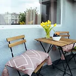 Amazing View - Location - Universitate Apartmán *